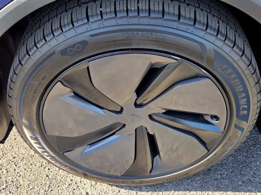 Used 2026  Tesla Long Range image 12