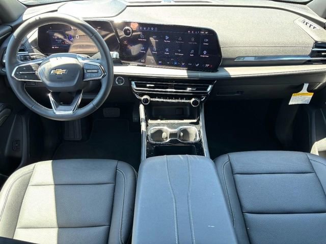 New 2026 Summit White Chevrolet LT image 7