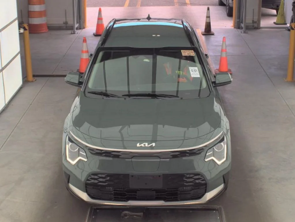 Used 2023 Kia Niro Wind with VIN KNDCR3L11P5042795 for sale in Parma, OH