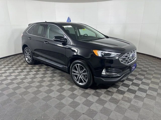 2024 Ford Edge Titanium AWD's photo