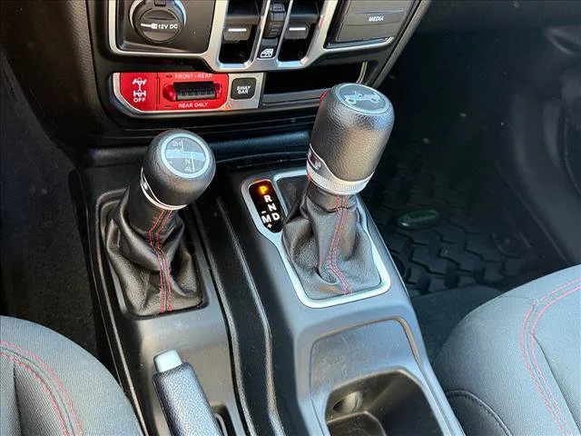 Used 2020 Black Jeep Unlimited Rubicon image 23
