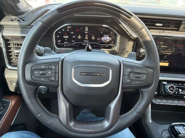 Used 2025 Blue GMC Denali Ultimate image 17