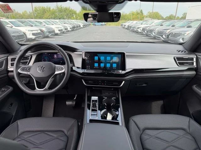 New 2026 Deep Black Pearl Volkswagen 2.0T SE W/TECHNOLOGY image 10