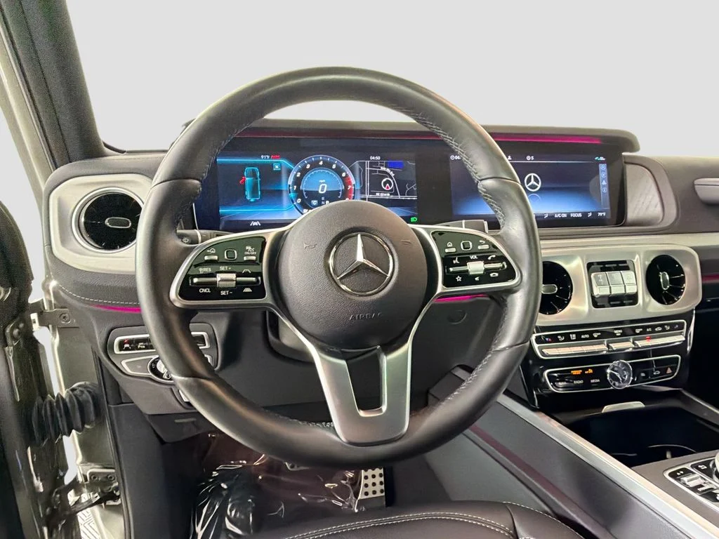 Used 2021 Gray Mercedes-Benz G 550 image 11