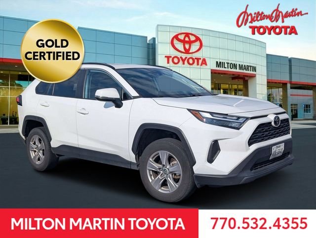 Used 2024 White Toyota XLE image 1