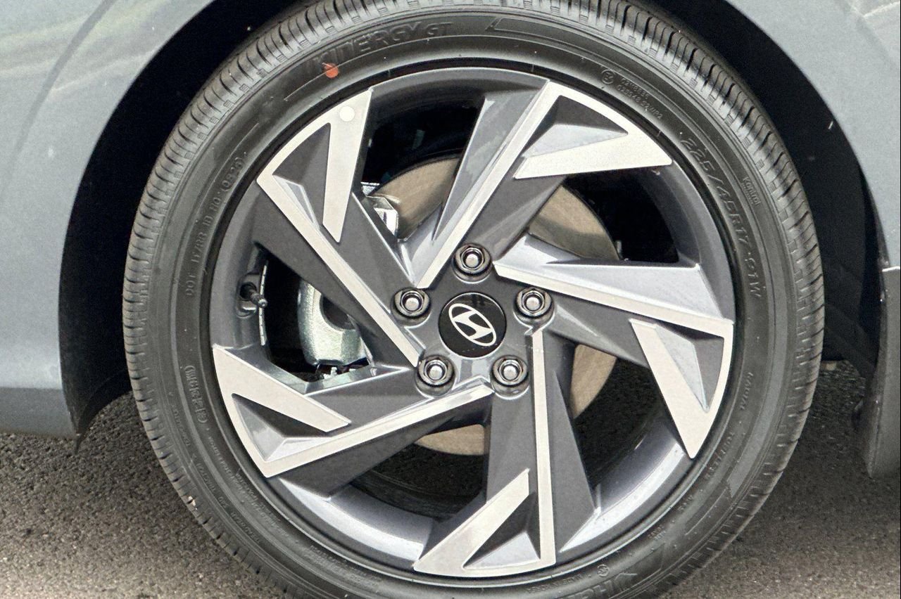 New 2026 Gray Hyundai Limited image 23