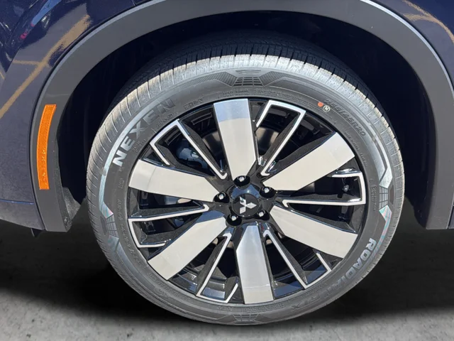 New 2026 Blue Mitsubishi SEL image 9