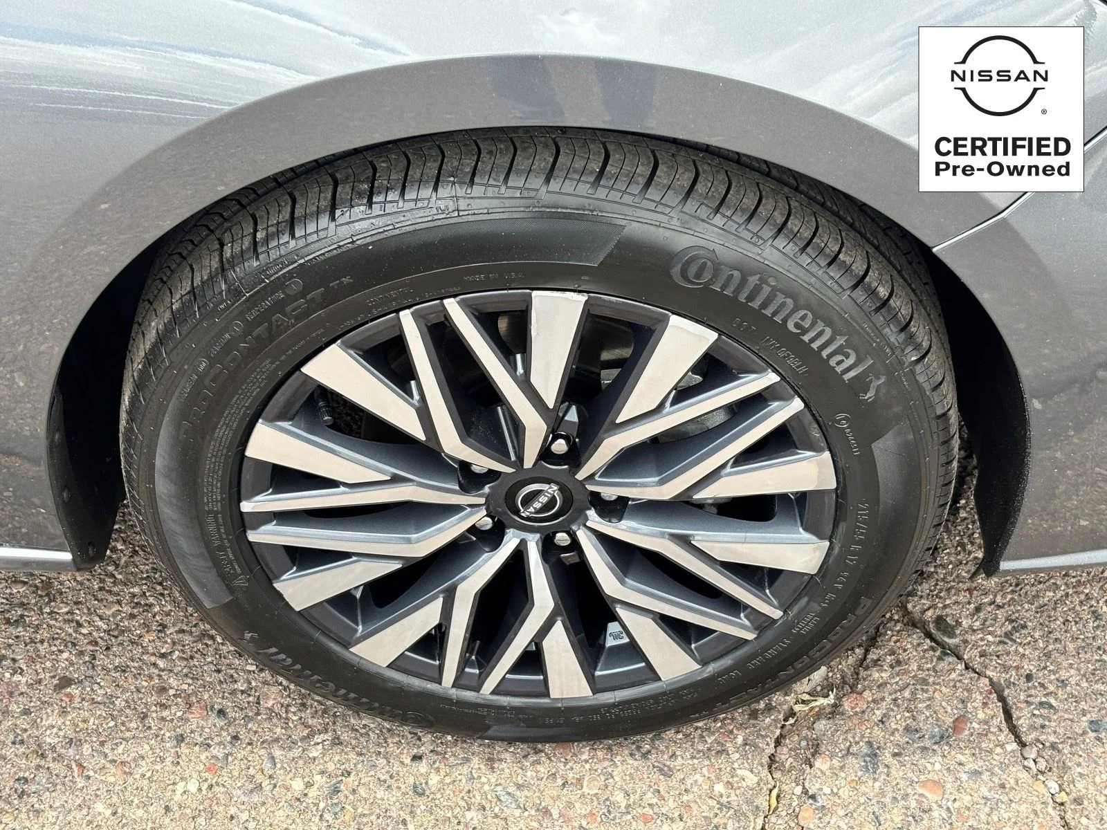 Used 2025 Gun Metallic Nissan 2.5 SV image 7