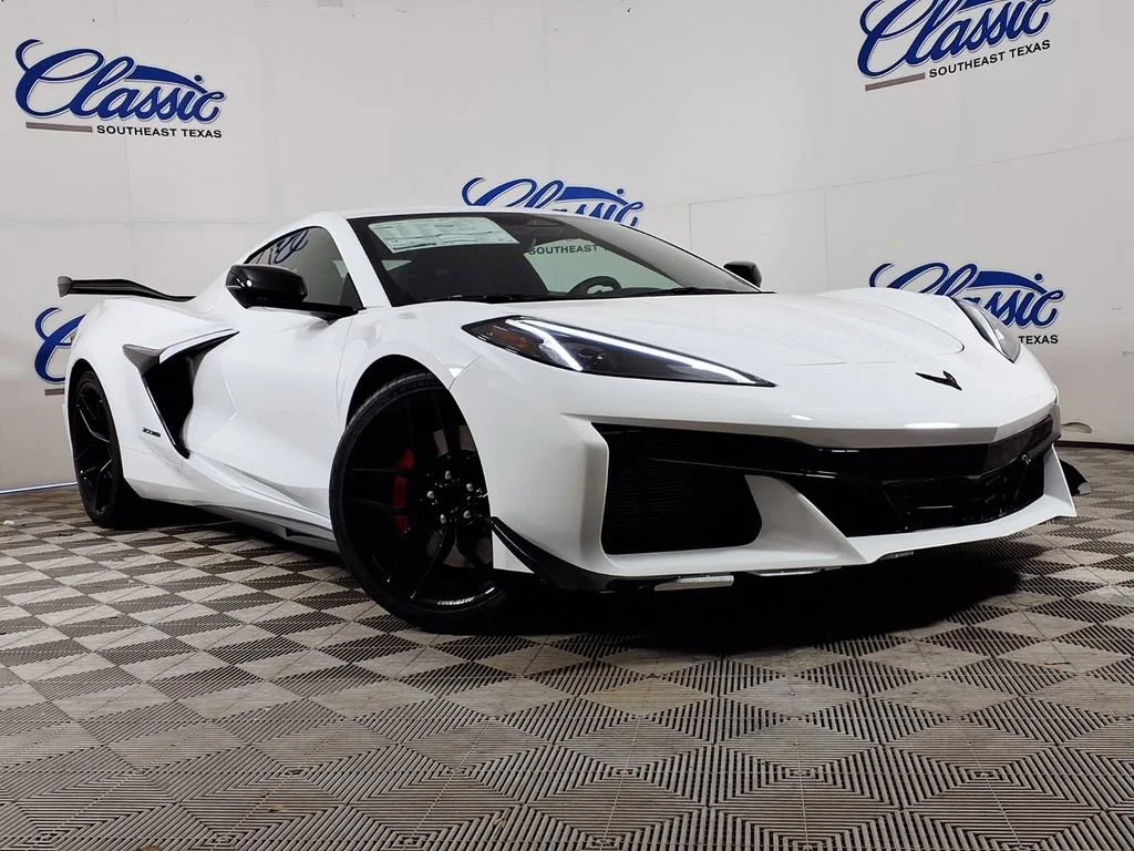 New 2026 Arctic White Chevrolet 1LZ image 1