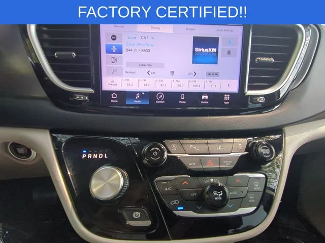 Used 2023 Black Chrysler Touring L image 23