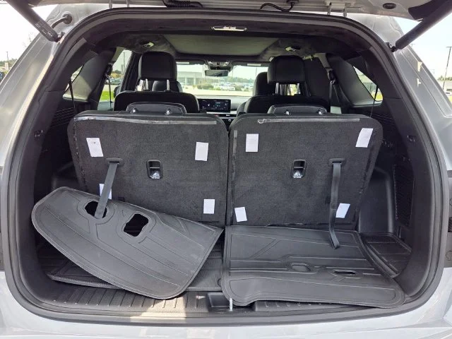 Used 2025 Gray Kia X-Pro SX Prestige image 11