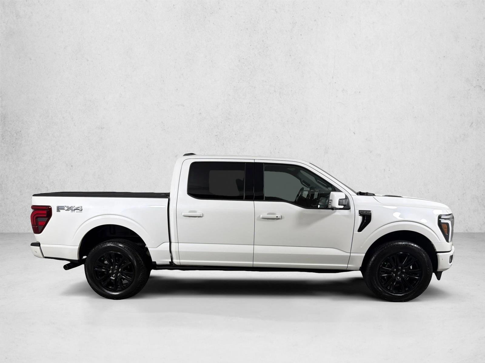 Used 2025 Star White Metallic Tri-Coat Ford Platinum image 3