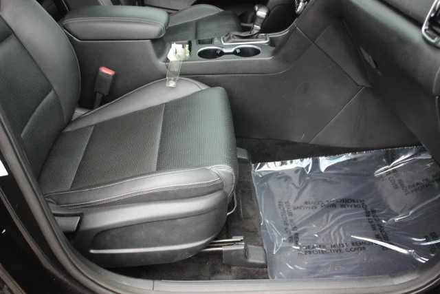 Used 2022 Red Kia EX image 32