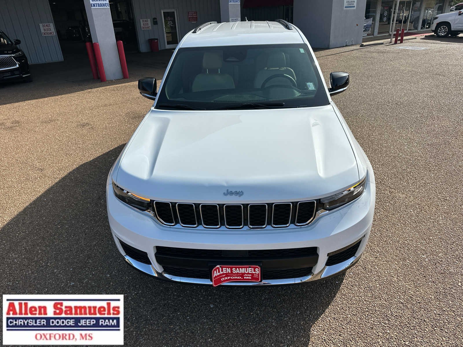 Certified Used 2023 Bright White Clearcoat Jeep Limited image 9
