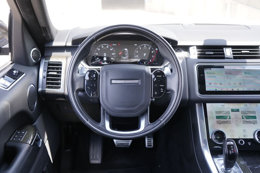 Used 2021 Black Land Rover HSE Silver Edition image 25