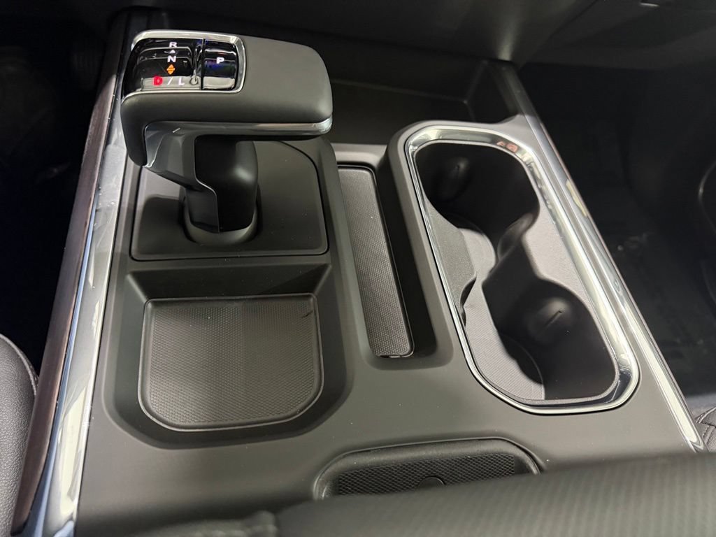 2026 GMC Sierra 1500 SLT - Photo 22