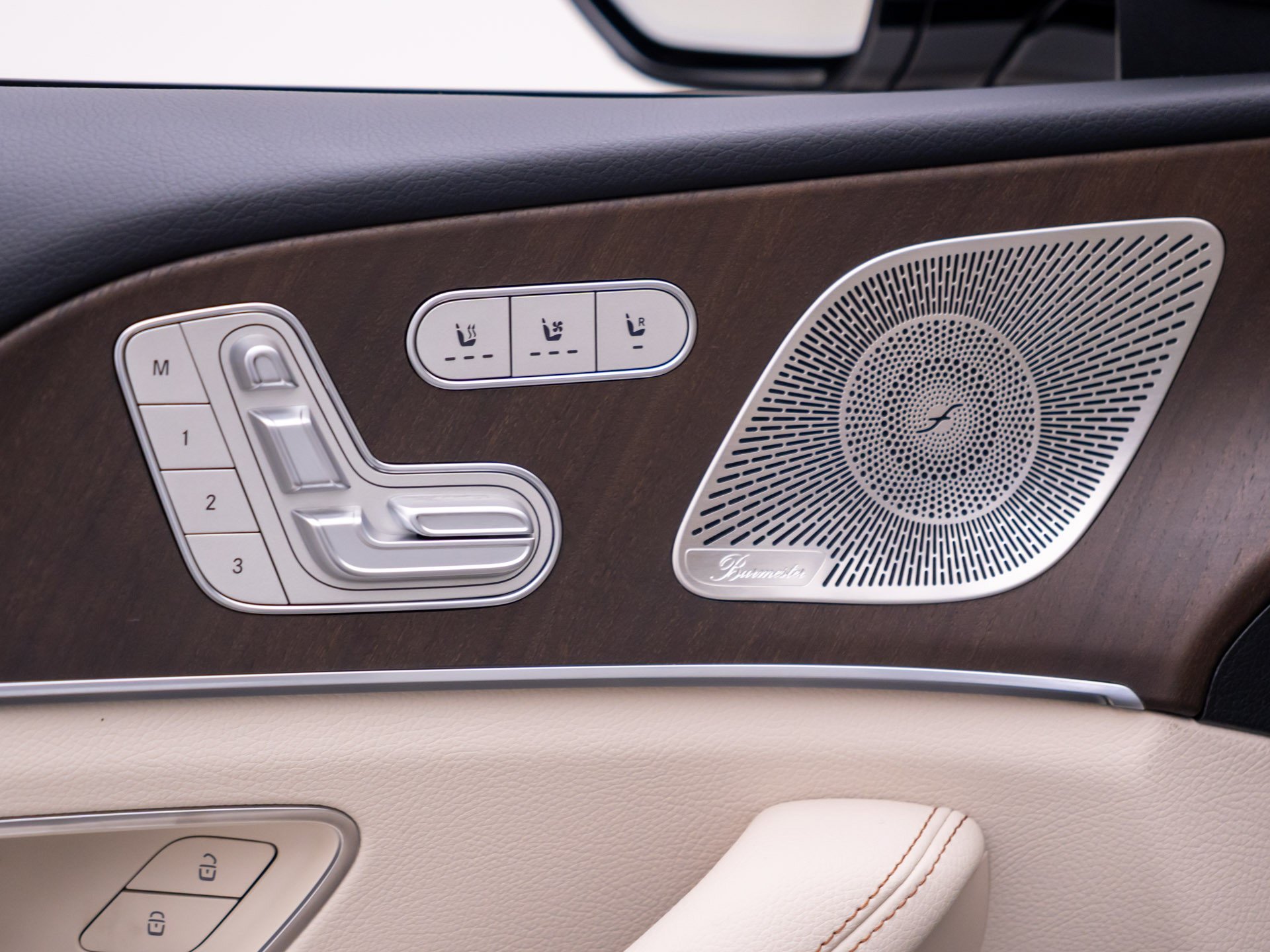 New 2027 White Mercedes-Benz GLE 350 image 55