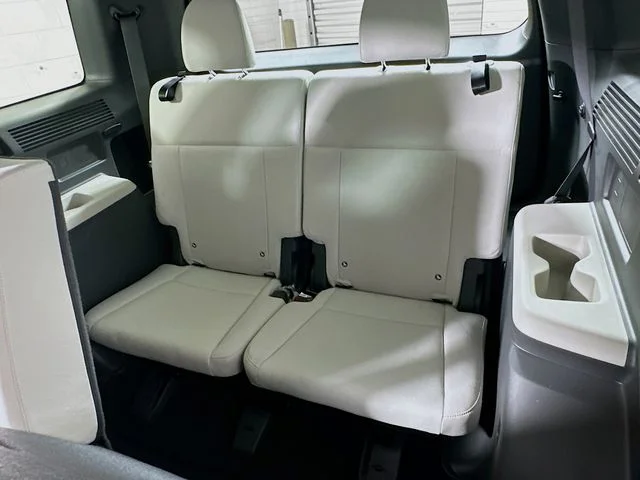New 2026 Gray Hyundai SE image 12