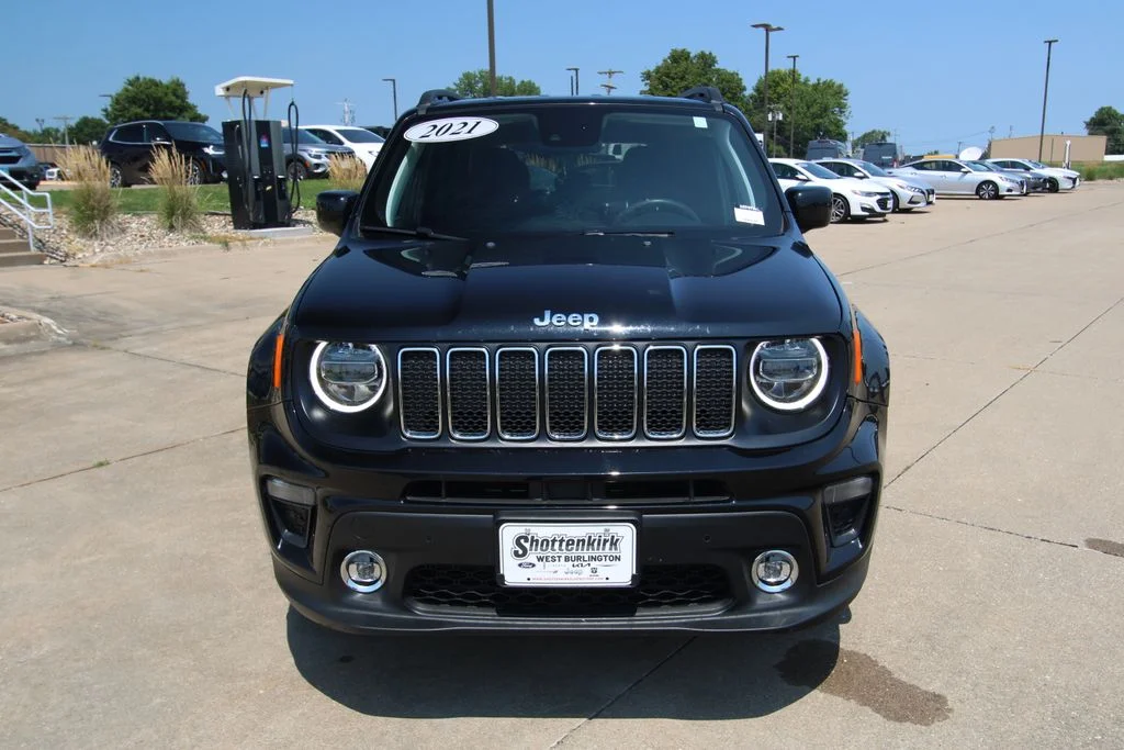 Used 2021 Black Jeep Latitude image 2
