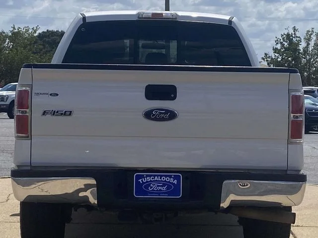 Used 2013 White Platinum Clearcoat Metallic Ford Lariat image 4
