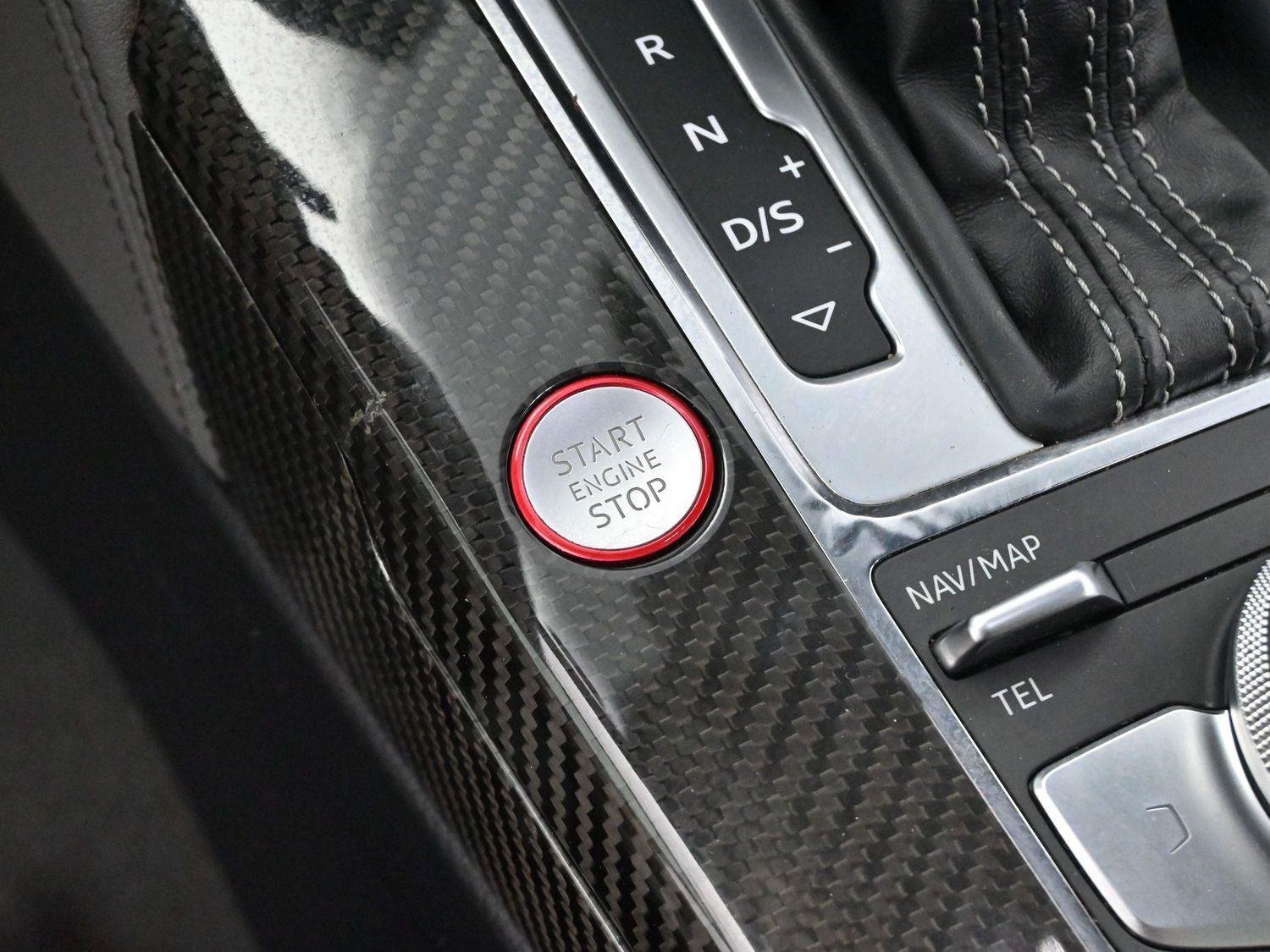 Used 2019 Navarra Blue Metallic Audi Premium Plus image 24