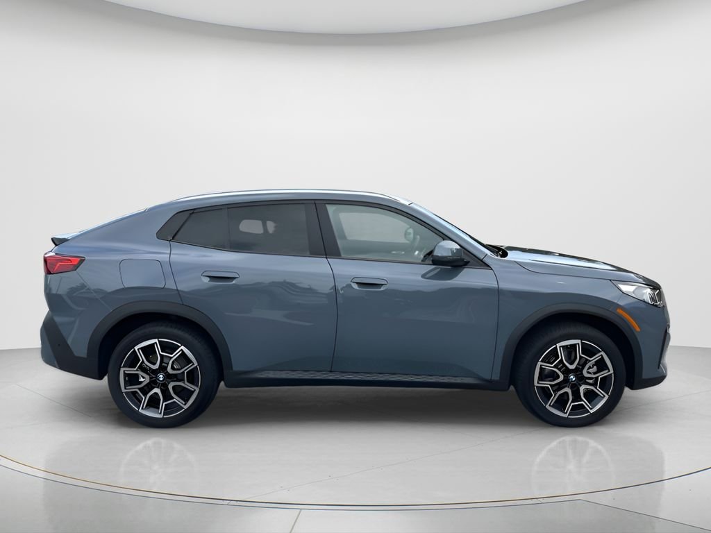 New 2026 Storm Bay Metallic BMW xDrive28i image 4