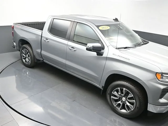 Used 2023 Gray Chevrolet LT image 37