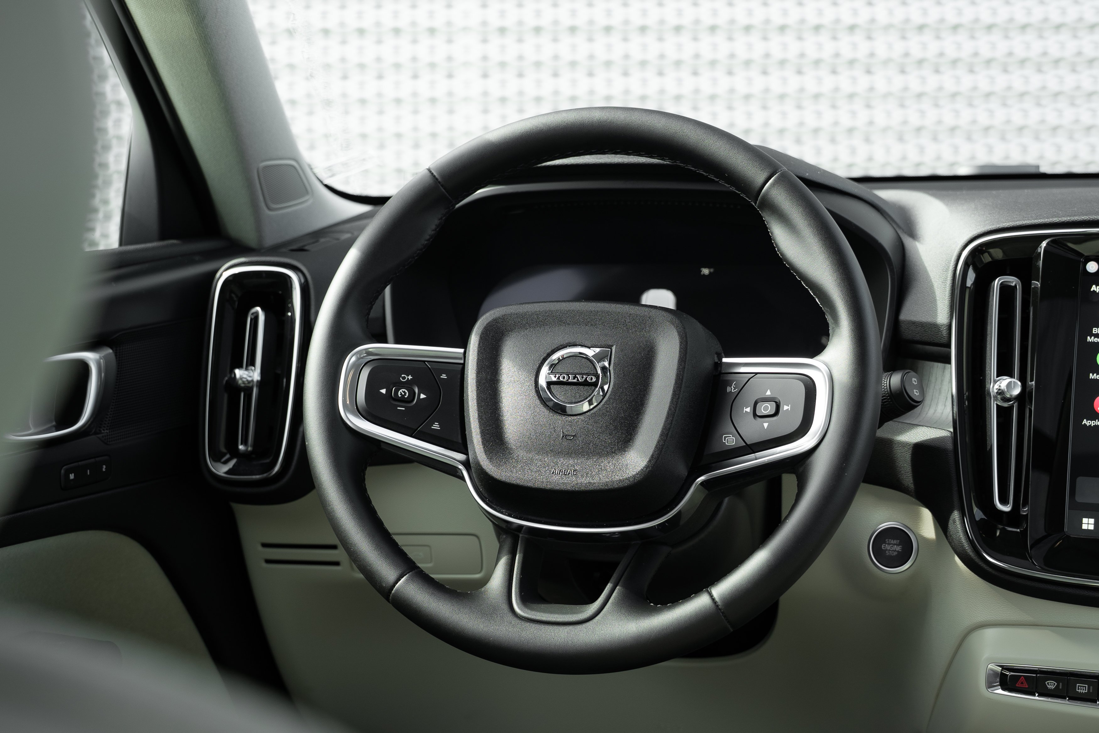 Used 2024 Cloud Blue Volvo Plus Bright Theme image 9