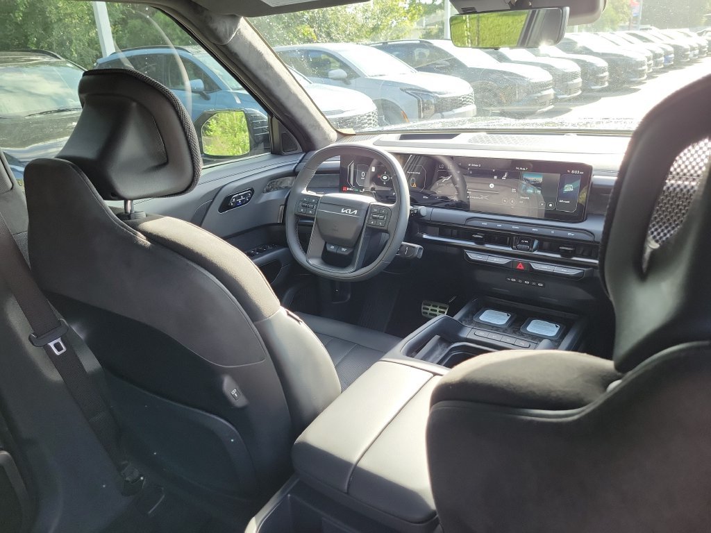 New 2027 Ebony Black Kia X-Pro SX Prestige image 14