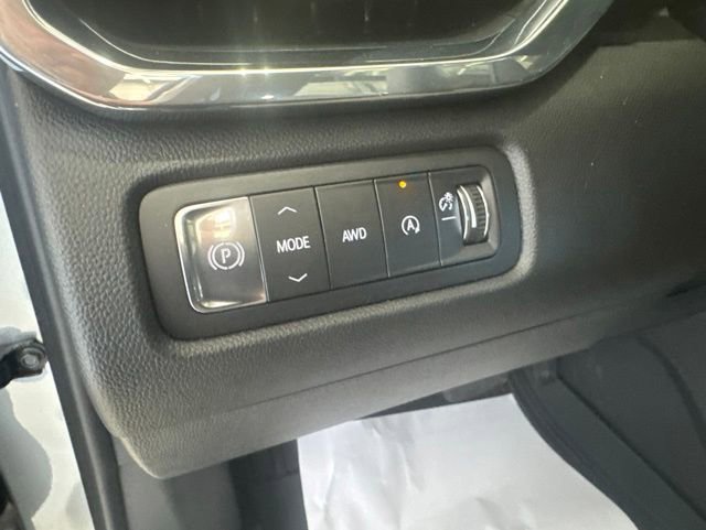 2026 GMC Acadia Elevation - Photo 8