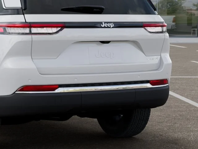 New 2027 Bright White Clear-Coat Paint Jeep Laredo image 13