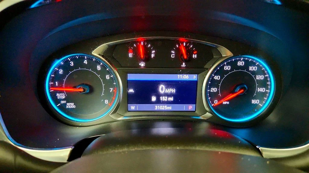 Used 2023 Summit White Chevrolet AWD 4dr LT Leather image 13