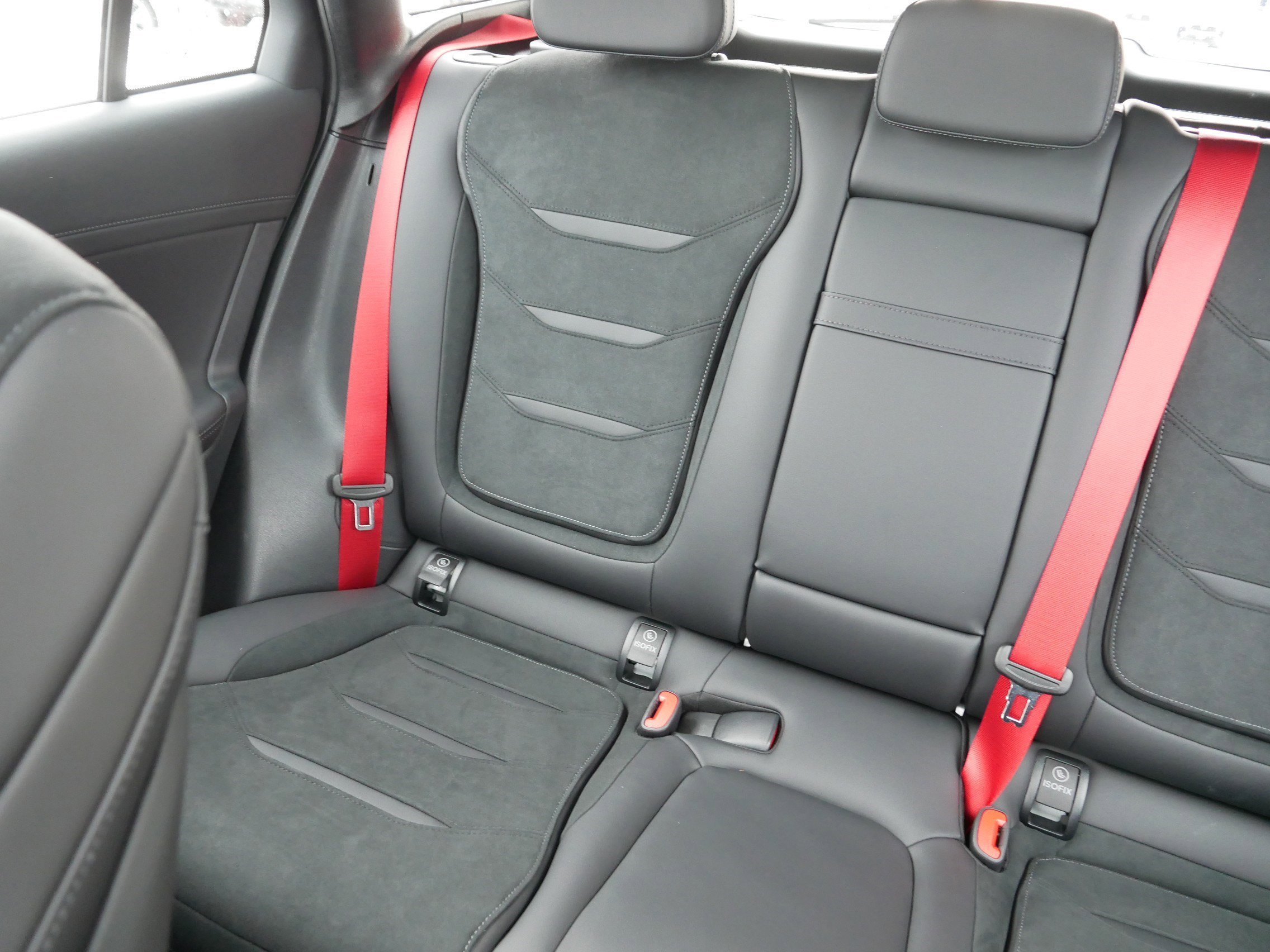 2025 Mercedes-Benz GLC AMG GLC63 S - Photo 12