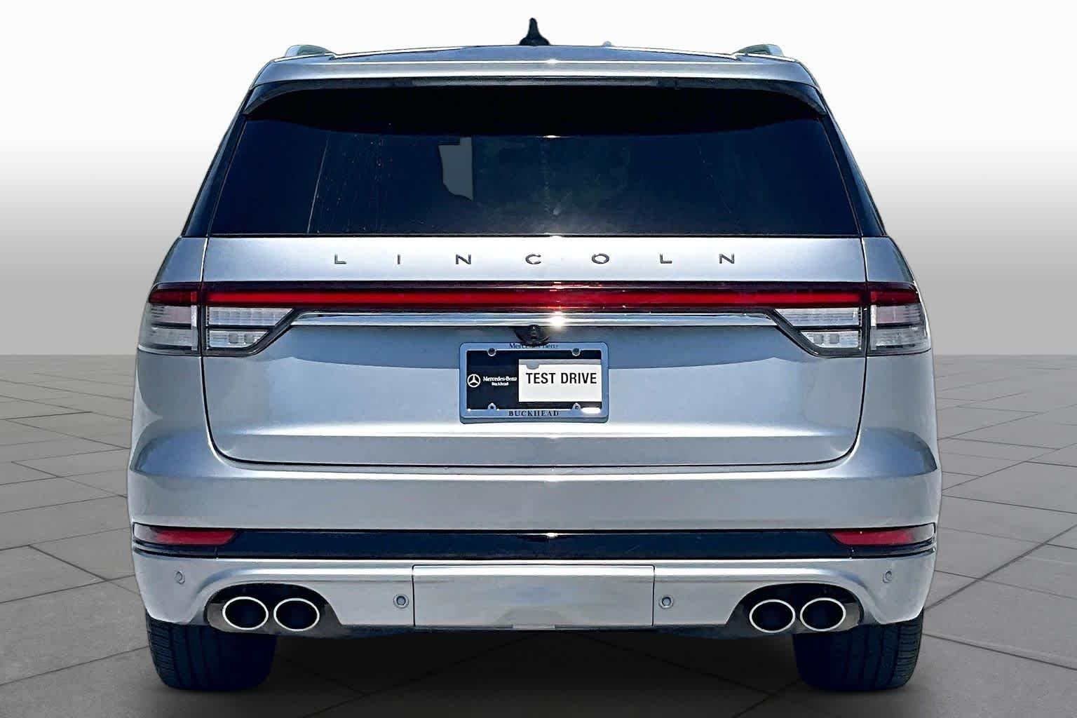 Used 2021 Silver Radiance Lincoln Grand Touring image 5