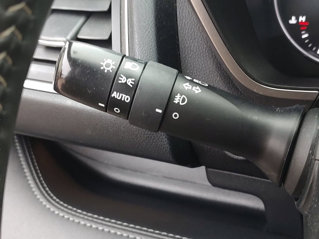 Used 2024 Crystal Black Silica Subaru Touring image 22