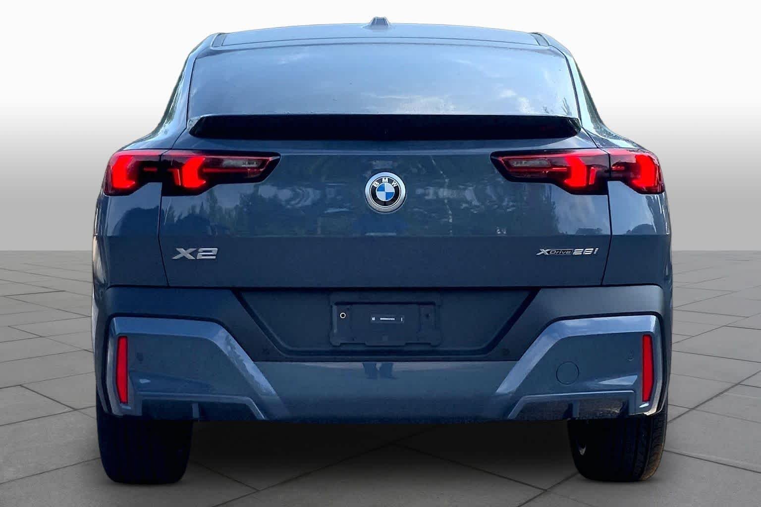 New 2027 Storm Bay Metallic BMW xDrive28i image 4