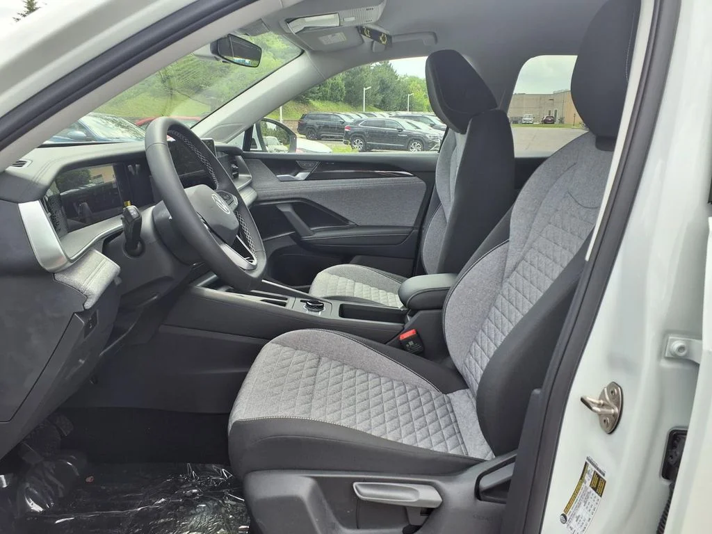 New 2026 Pure White Volkswagen 2.0T S image 8