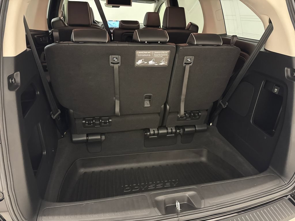 2025 Honda Odyssey Elite - Photo 47