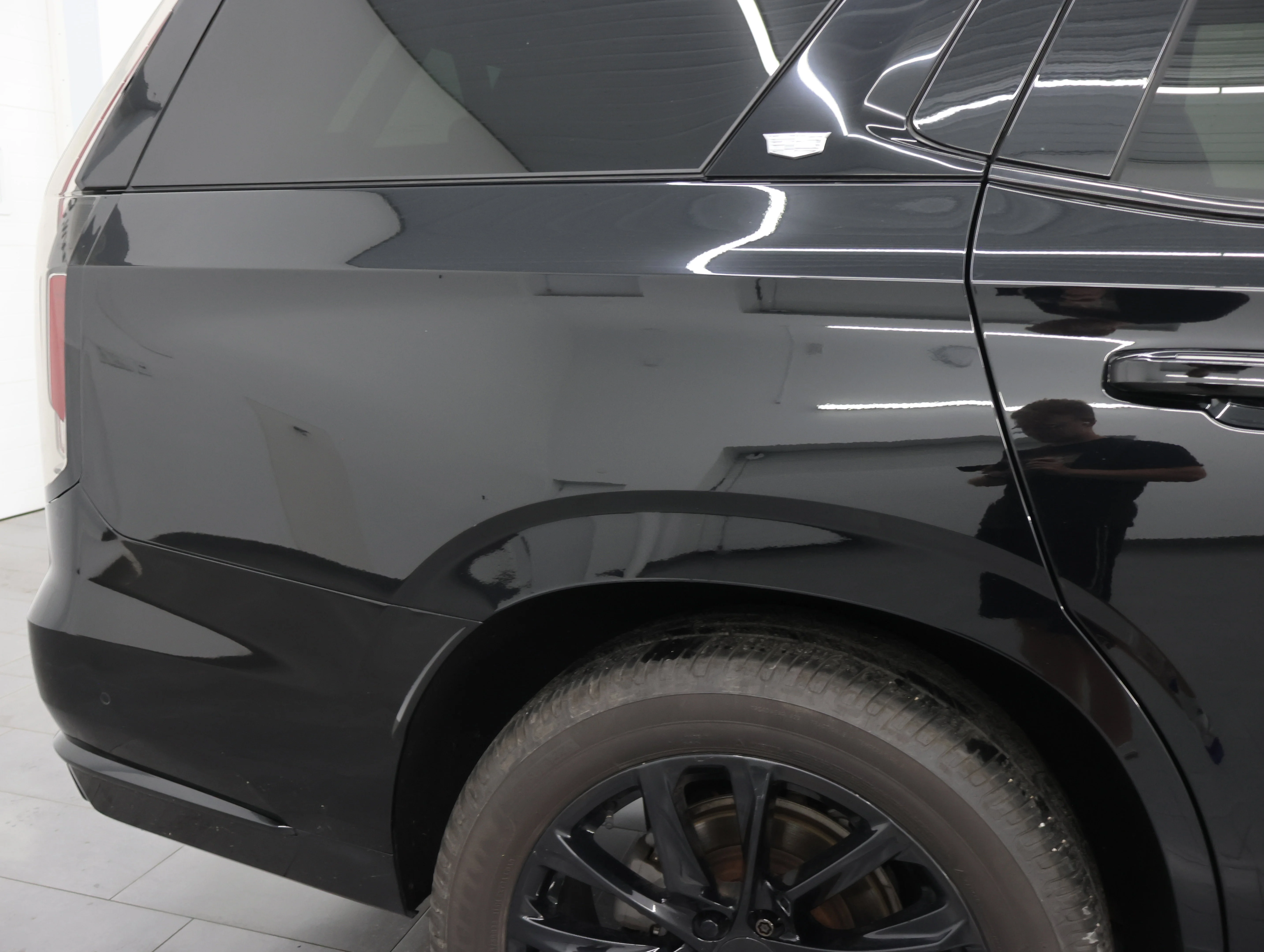 Used 2021 Black Raven Cadillac Sport Platinum image 33