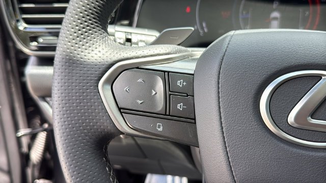 Used 2022 Gray Lexus 350 F SPORT Handling image 21
