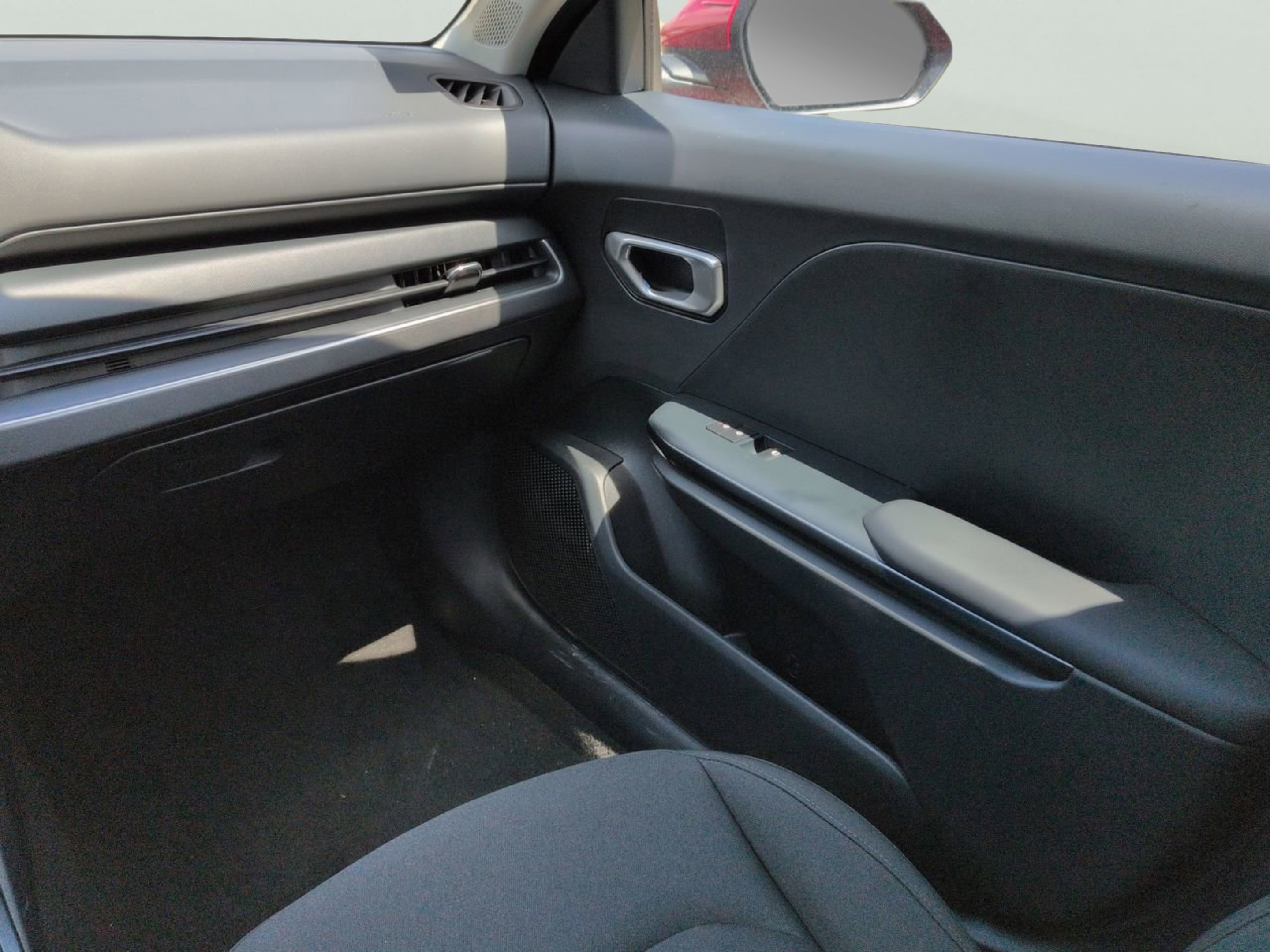 New 2026 Currant Red Kia LXS image 14