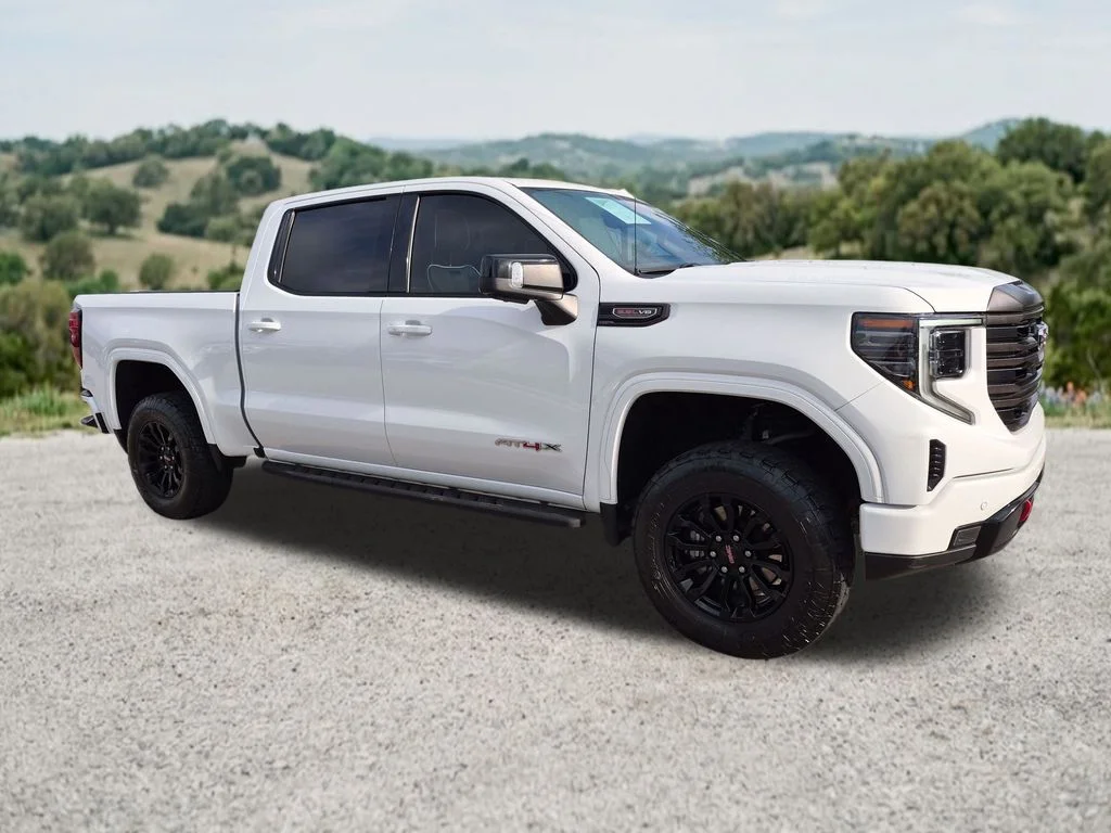 Used 2022 White GMC AT4X image 1
