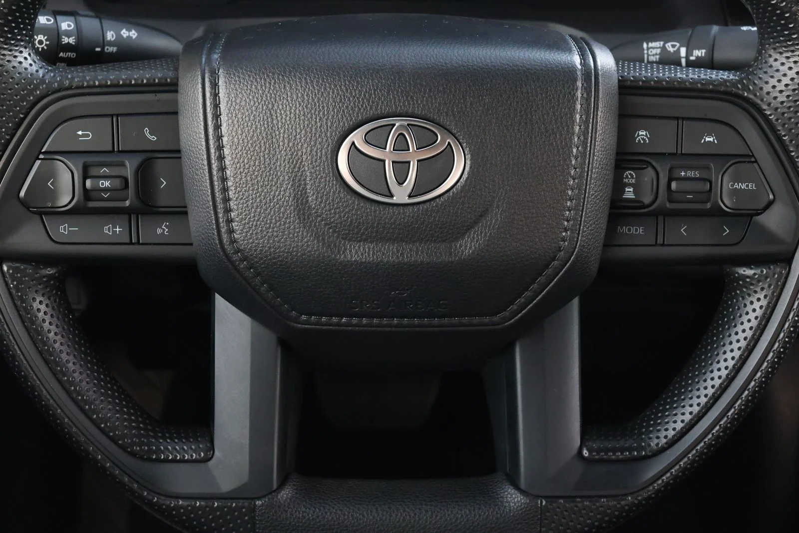 Used 2025 Black Toyota SR5 image 17