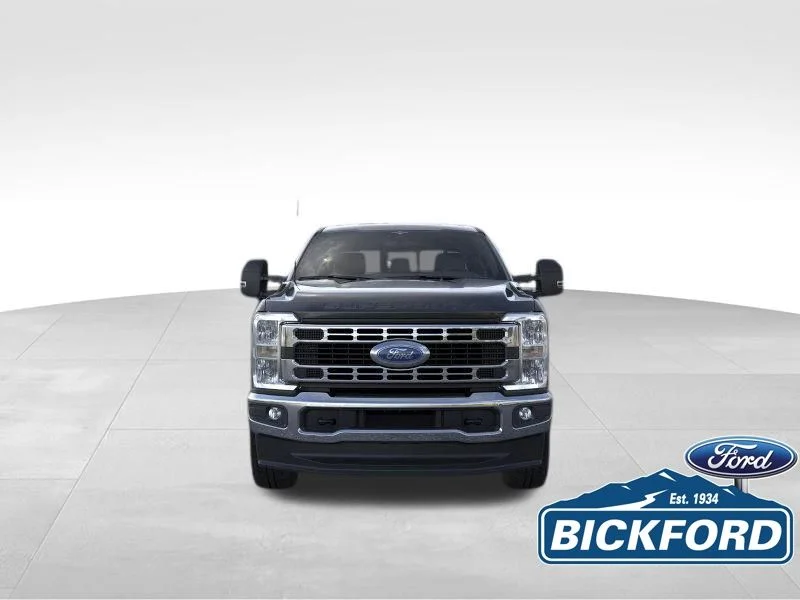 New 2026 Black Ford XLT image 6