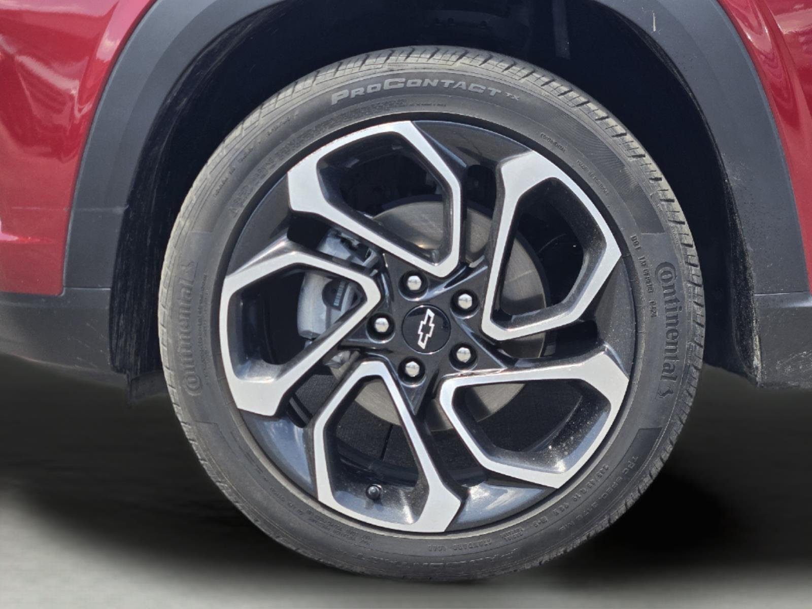 Used 2025 Crimson Metallic Chevrolet 2RS image 10