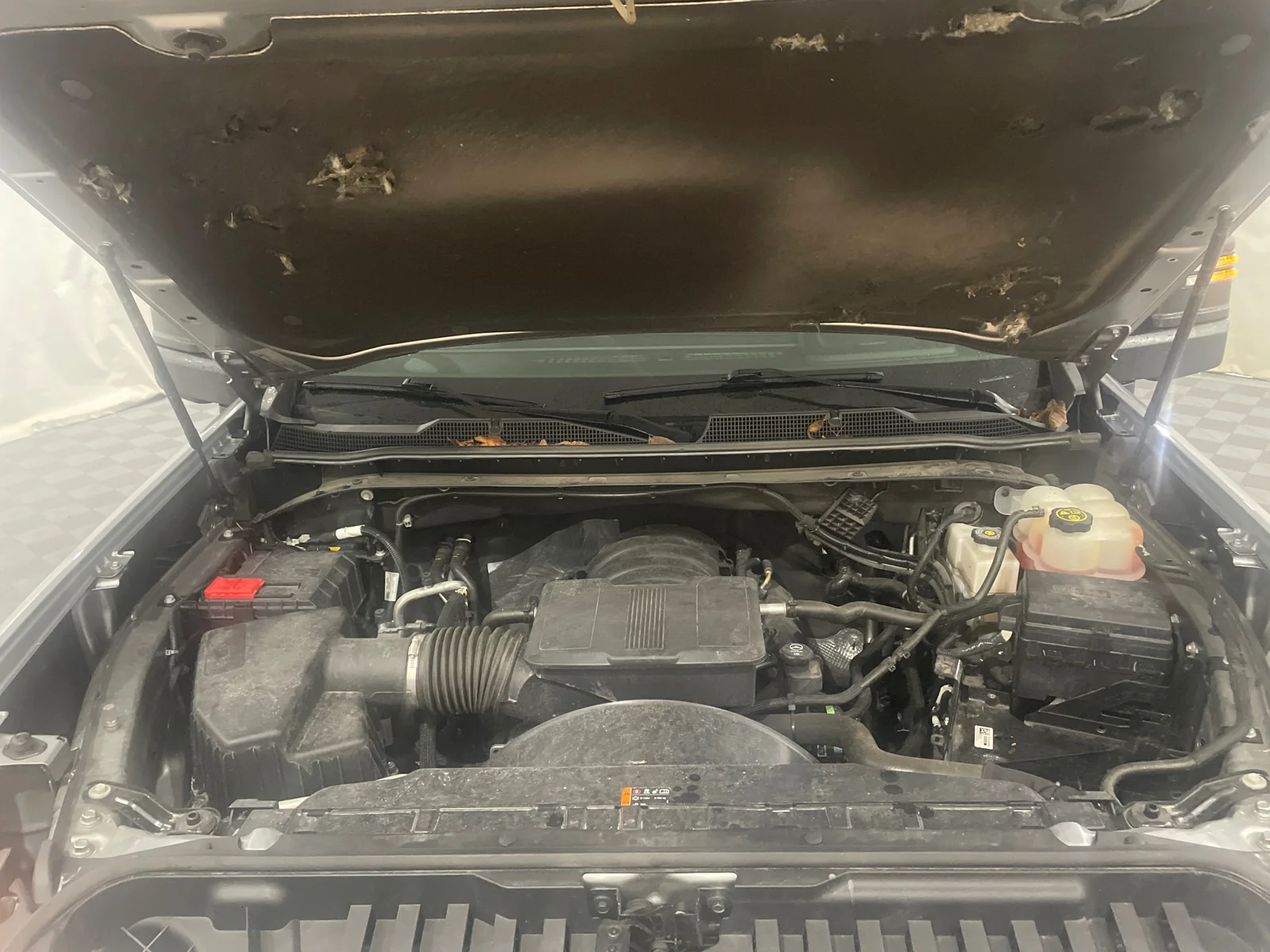 Used 2024 Sterling Gray Metallic Chevrolet LT image 32
