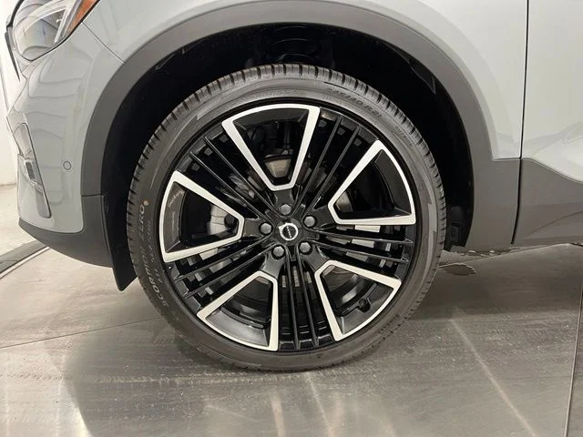 2026 Volvo XC40 Ultra - Photo 23