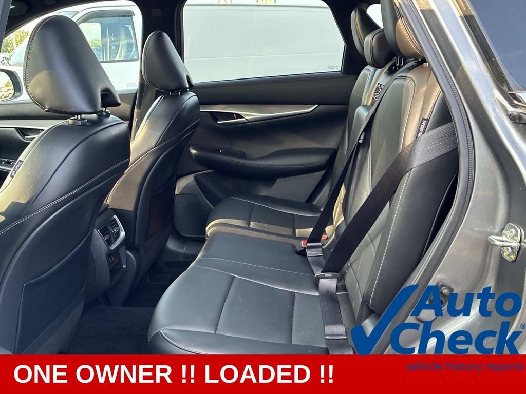 Used 2022 Gray INFINITI LUXE image 17