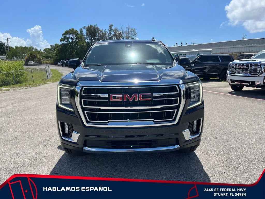 Used 2021 MIDNIGHT BLUE METALLIC GMC SLT image 2