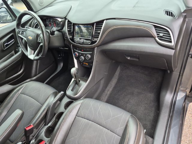 Used 2018 Gray Chevrolet LT image 28